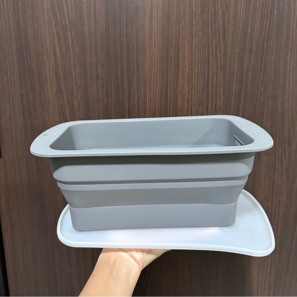 Extra Large Ice Block Mold - Picture 9 of 10